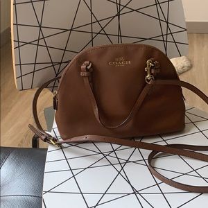 Coach cross body top Handel bag